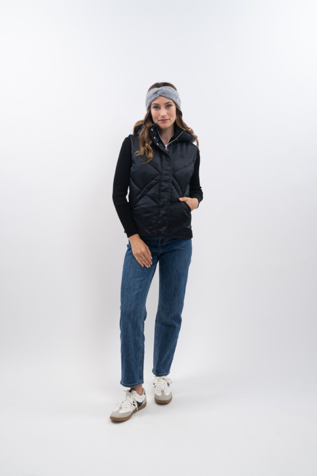 Auxane Mouwloos Gilet - Zwart Auxane Mouwloos Gilet - Zwart