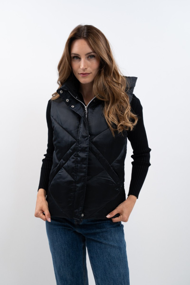 Auxane Mouwloos Gilet - Zwart Auxane Mouwloos Gilet - Zwart