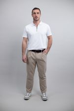 Pantalones chinos Bruno Summer 24 para hombre - Arena Pantalones chinos Bruno Summer 24 para hombre - Arena