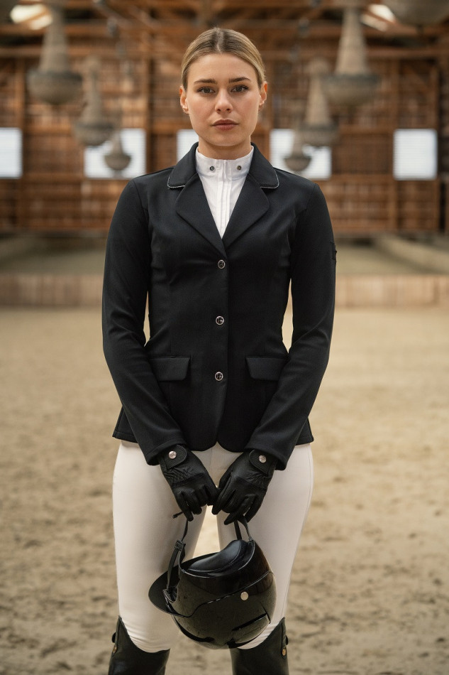 Concurso de chaqueta de junio Concurso de chaqueta de junio