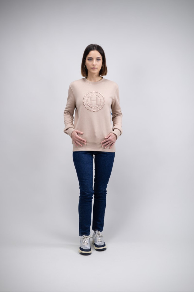 Sana mujer sudorda Sana mujer sudorda